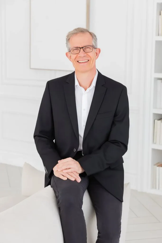 About 1 Dr. Scott Clack, ND (Ret)